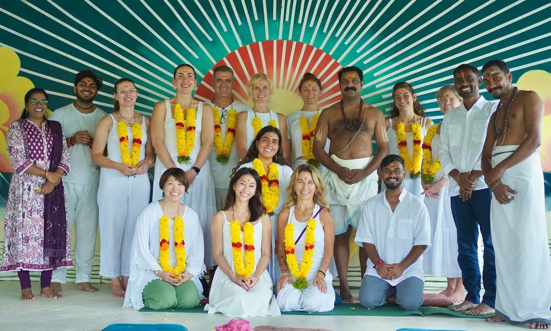 Lalitha Yoga Academy - Formation de professeur de yoga à Varkala, Kerala