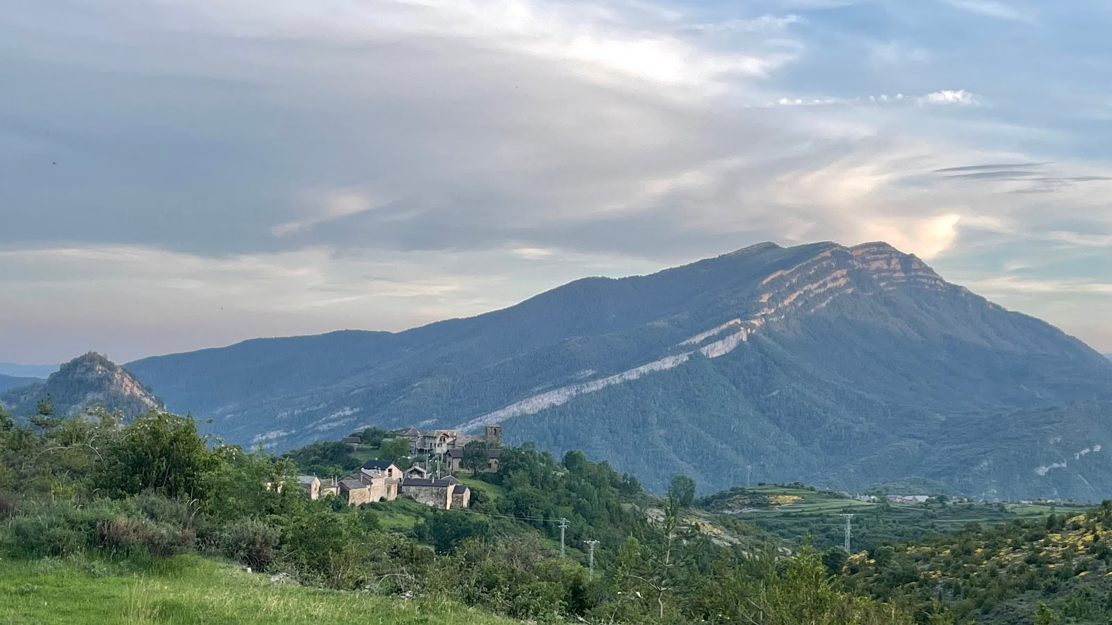 Casa Cuadrau : Yoga, Art & Nature dans les Pyrénées