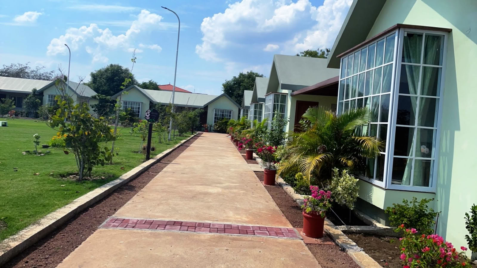 The Life School Bhopal - Yoga, Méditation, Bien-être & Développement personnel