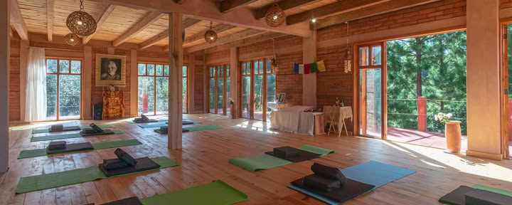 Centre de retraite de méditation et de yoga Hridaya pour la famille
