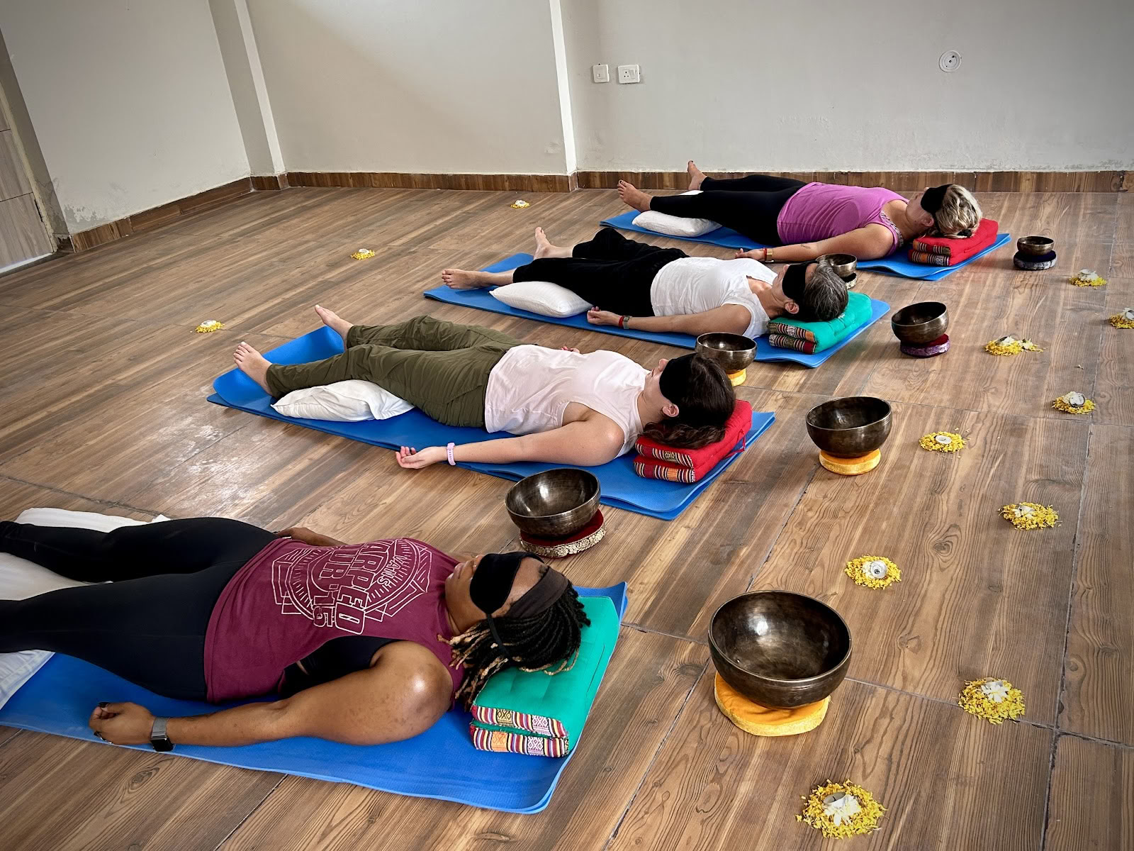 Rishiganga Yogshala - École de formation de professeurs de yoga et retraites de yoga à Rishikesh