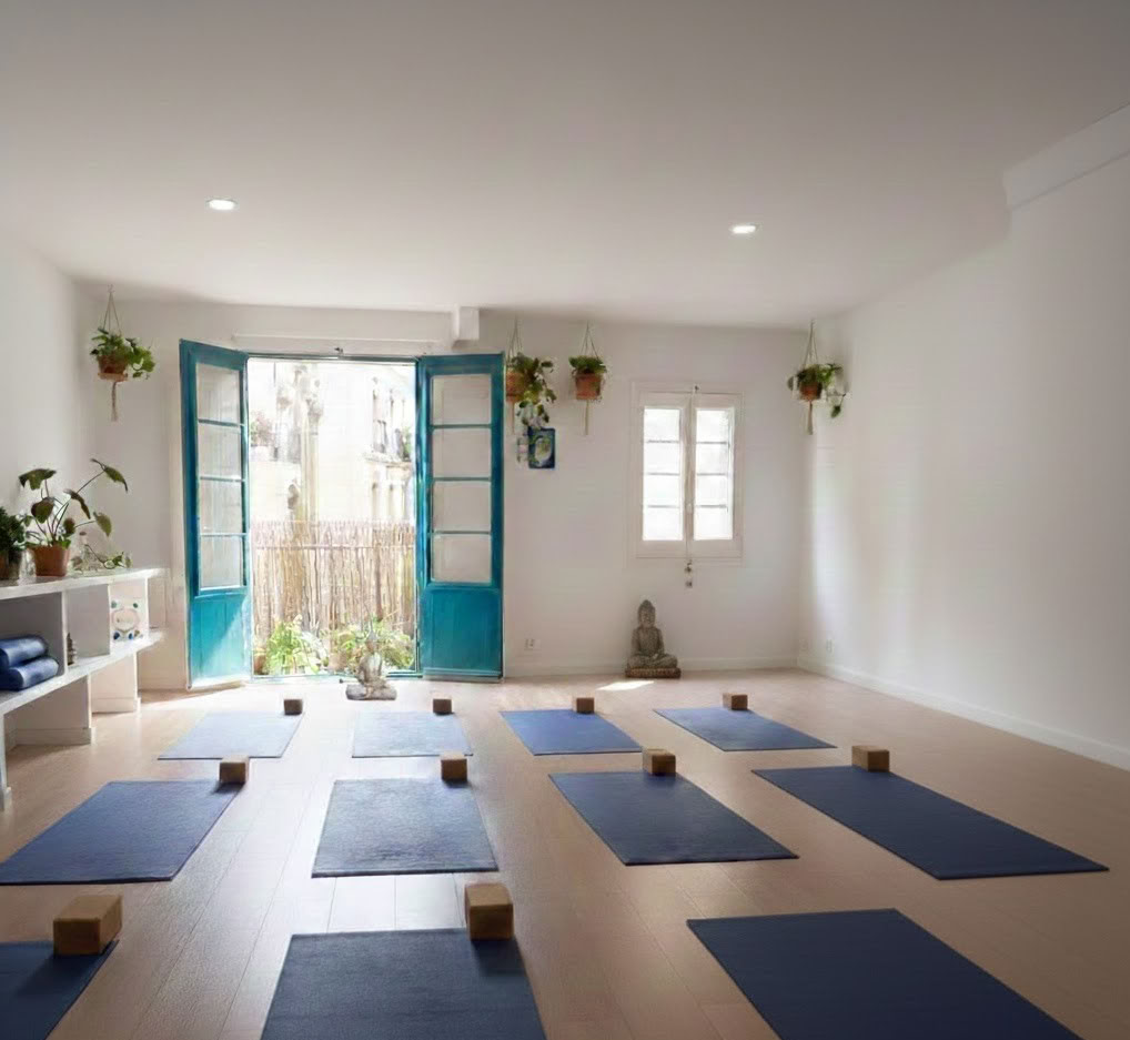 BLAUMEER YOGA STUDIO par Christine Pohn