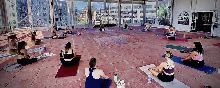Denver - Yoga social