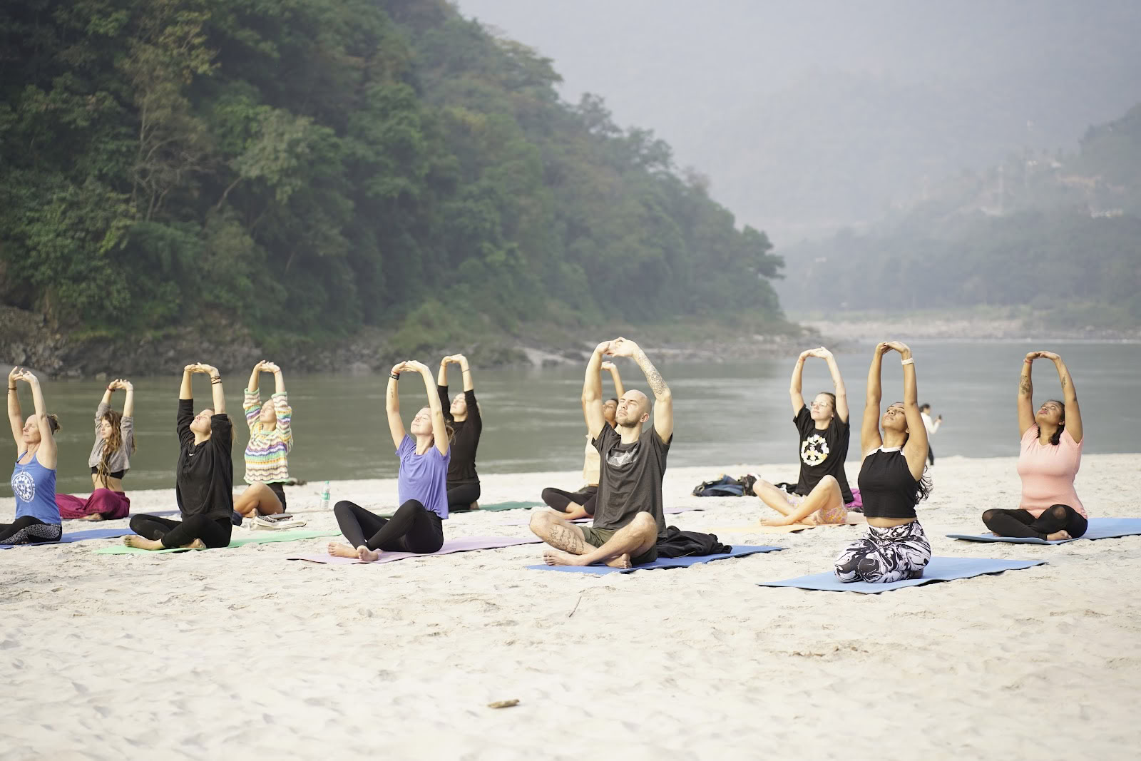 Kaivalyam Yoga School - Formation de professeurs de yoga à Rishikesh