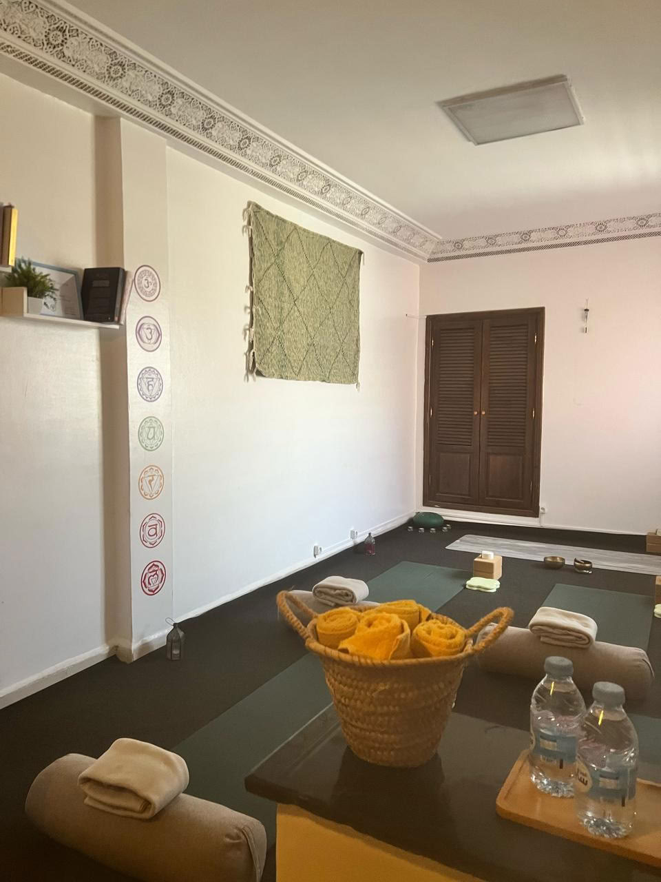 Kioze - Yoga Marrakech, Studio de yoga 100 % femmes, Pilates Marrakech, danse orientale, boxe femmes, cours de yoga Marrakech
