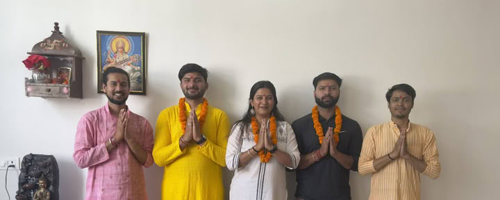 Cours de yoga Kunwar | Cours de yoga à Dehradun | Cours de yoga à Dehradun | Formation de professeur de yoga à Dehradun