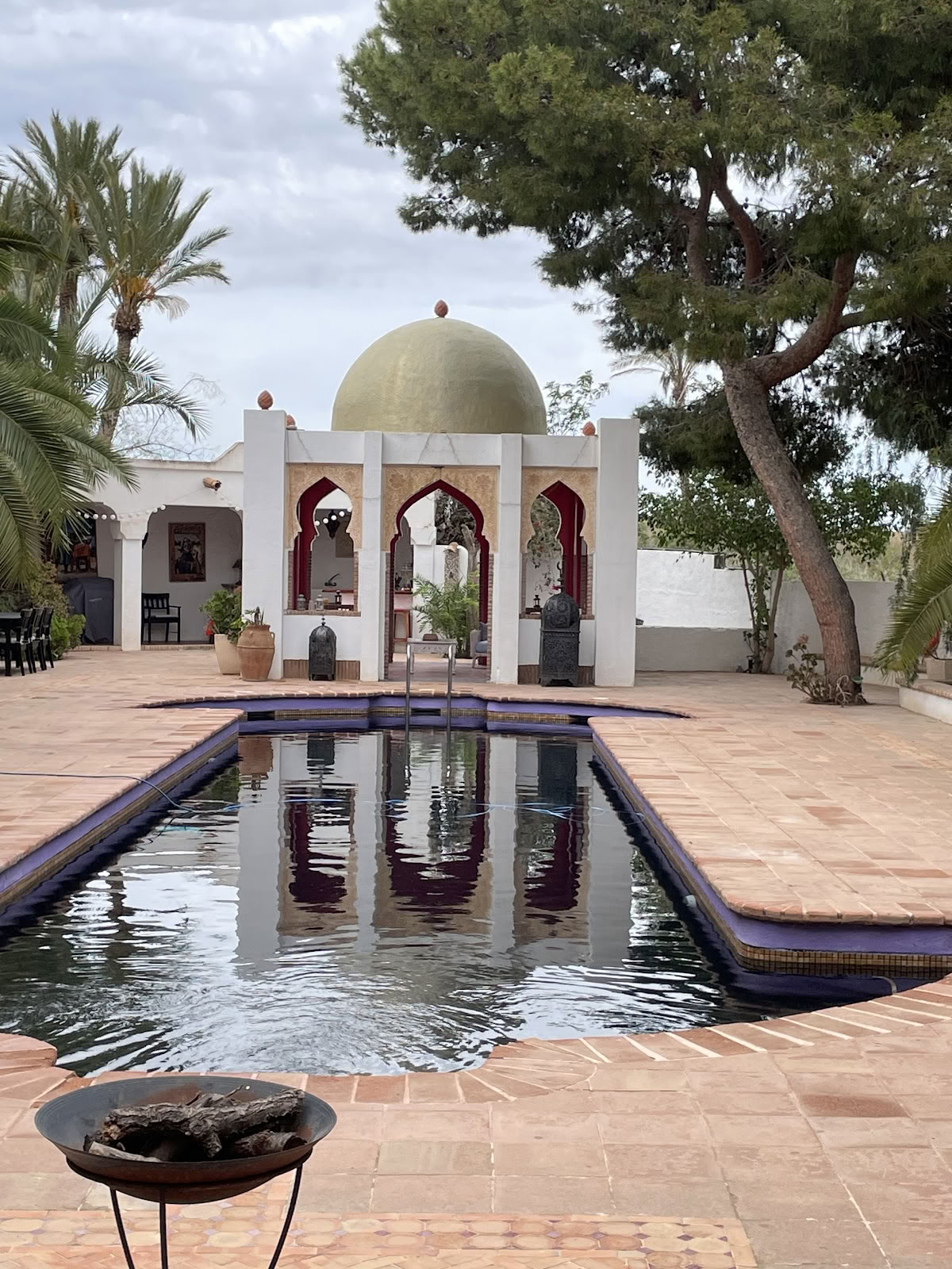 La Finca Paradiso, Retraites Utopiques