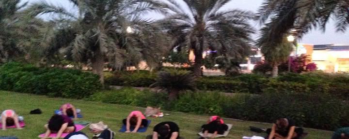 Cours communautaires de yoga gratuits Lakshya