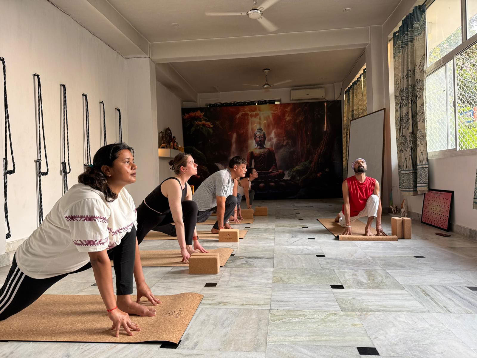 Rishikesh Yoga Valley School | Formation de professeurs de yoga à Rishikesh