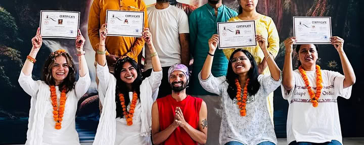Rishikesh Yoga Valley School | Formation de professeurs de yoga à Rishikesh