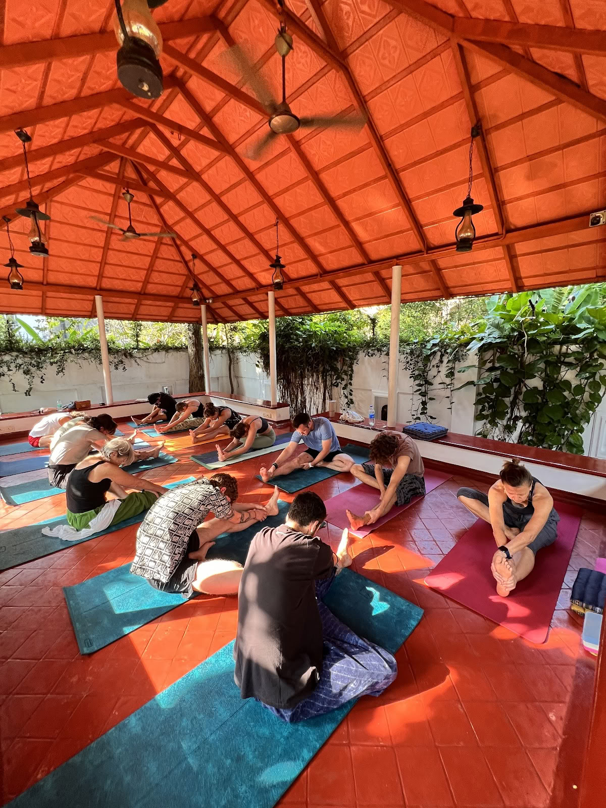 École de yoga et d’études du Vedanta Santhi