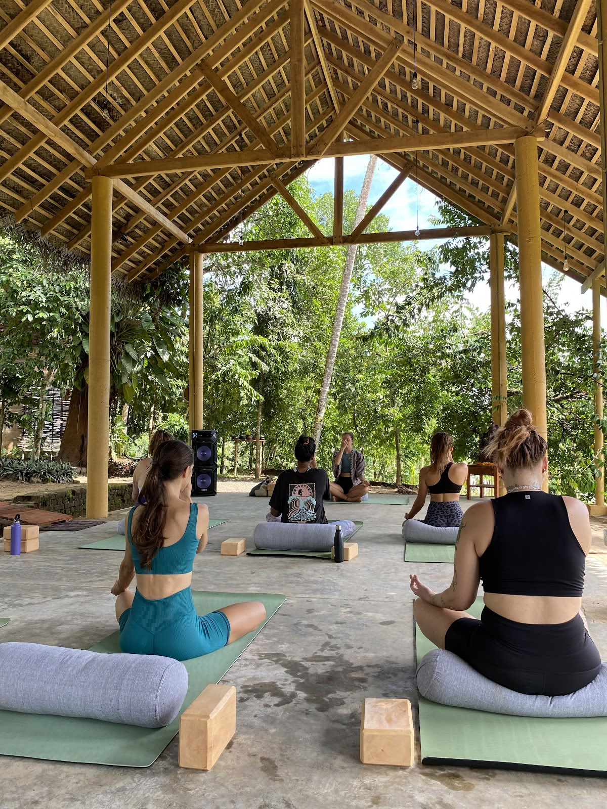 Senses - Studio de yoga et formation de professeurs de yoga