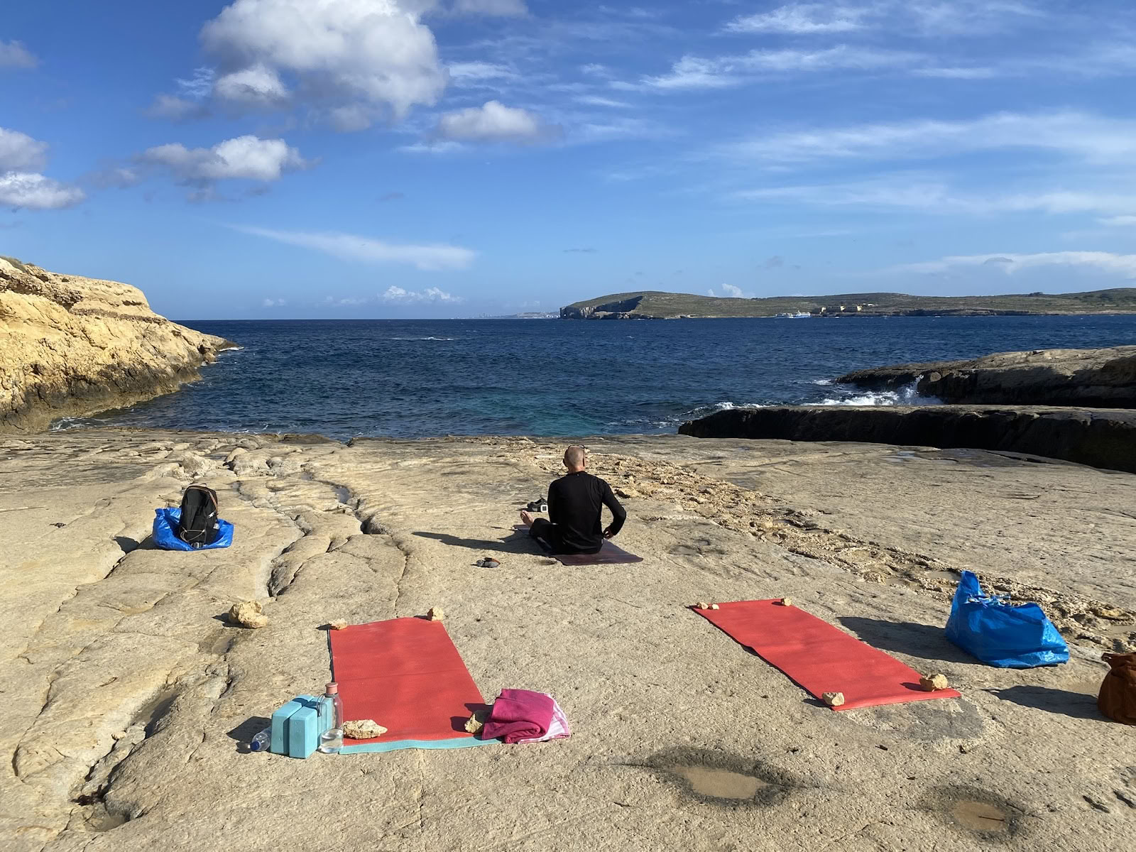 Yoga Yellow Rock Gozo