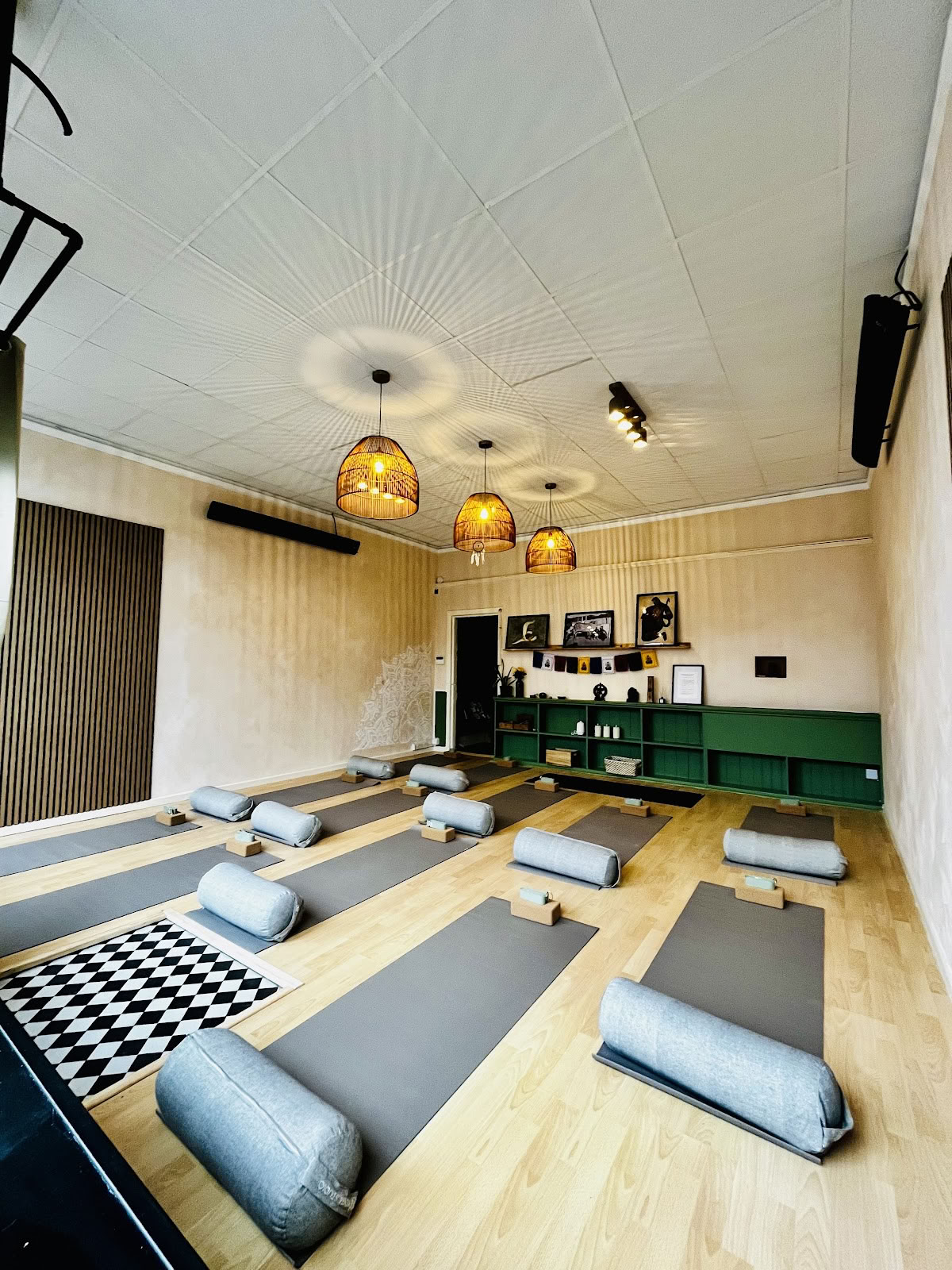 Joy Yoga Wellness Studio – Yoga chauffé à l’infrarouge