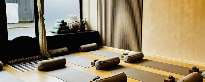 Joy Yoga Wellness Studio – Yoga chauffé à l’infrarouge