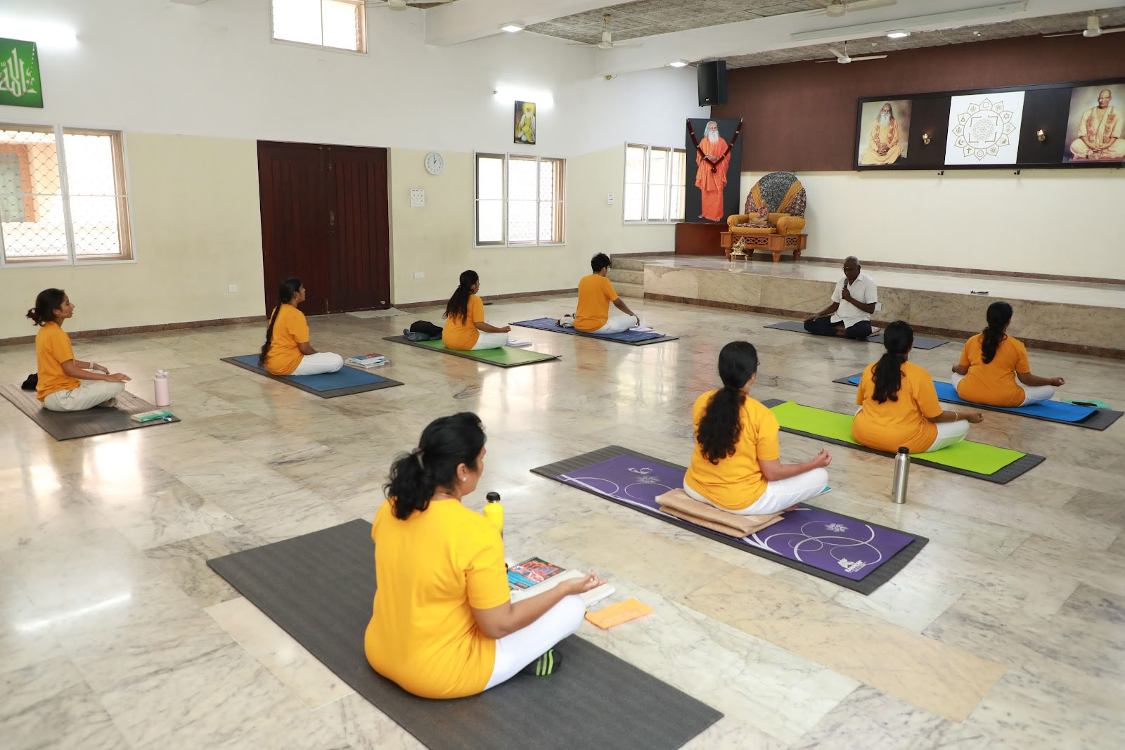 Institut de yoga intégral