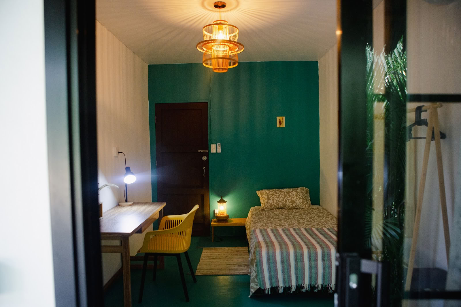 Maison d'Om, plage de Bovy