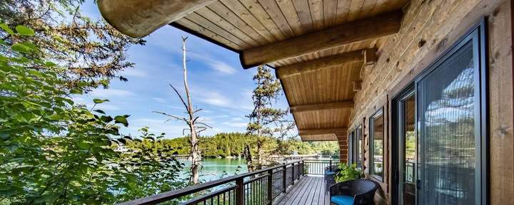 Stillpoint Lodge