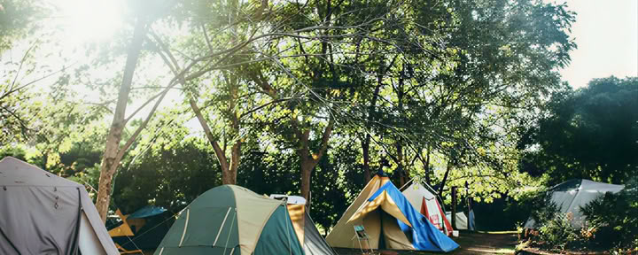 Camping sous tente