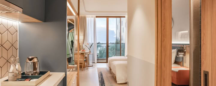 Studio avec vue sur la piscine