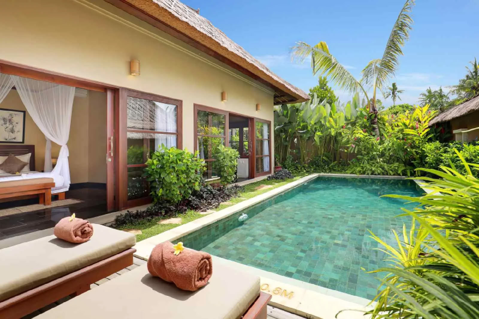 Villa avec piscine de deux chambres