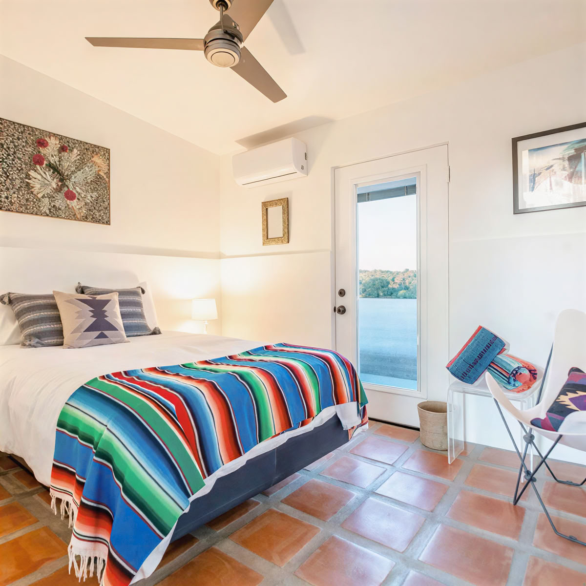 Double Bed in Solo Pomegranate Room