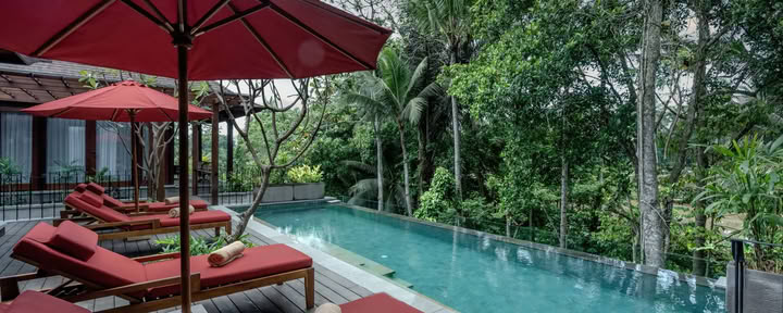 Villa penthouse panoramique avec piscine