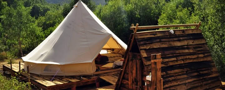 Abri de luxe au bord de la rivière