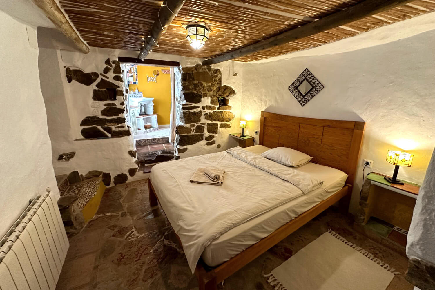 Chambre simple pour 1 invité avec salle de bain privative