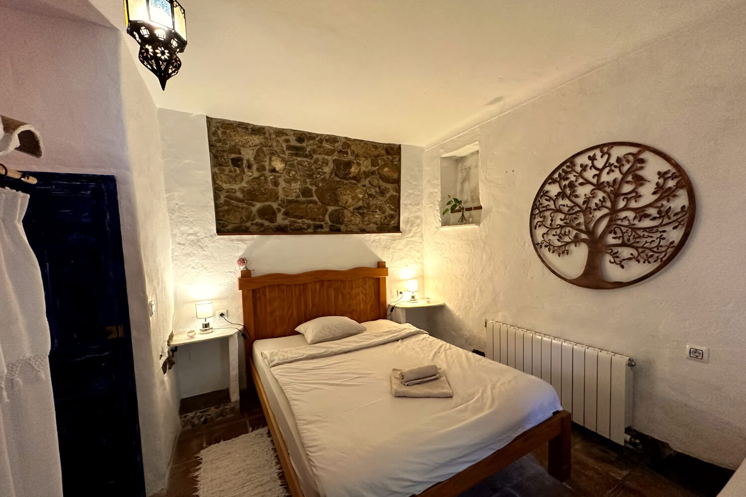 Chambre simple pour 1 invité avec salle de bain commune