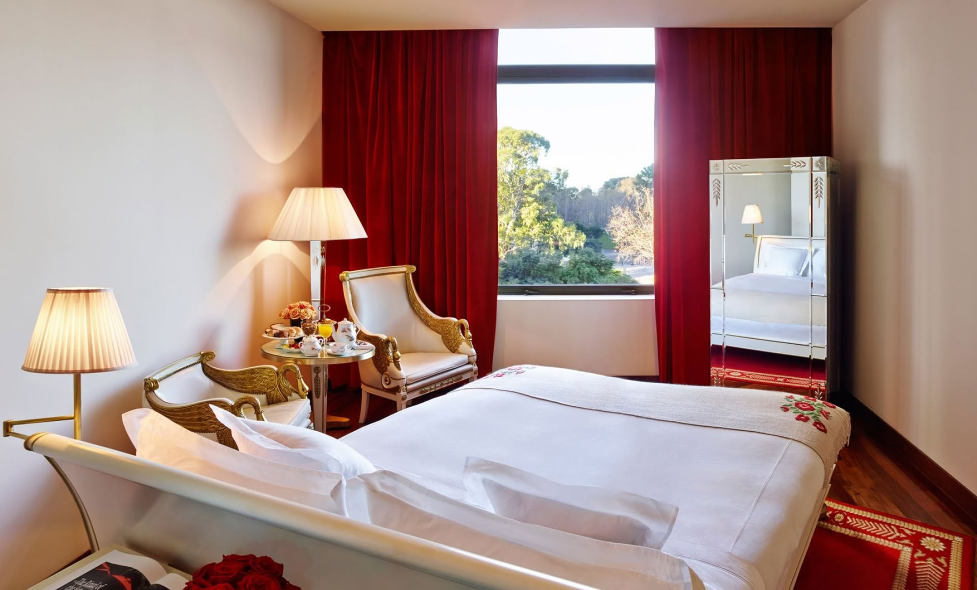 Chambre avec vue sur le parc accessible