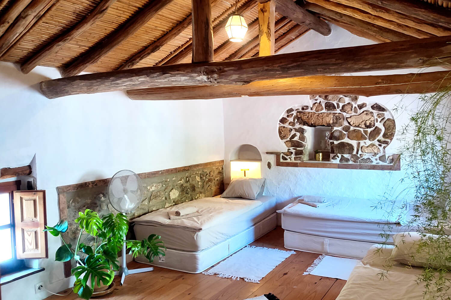 Dormitory pour 3 invités avec salle de bain partagée