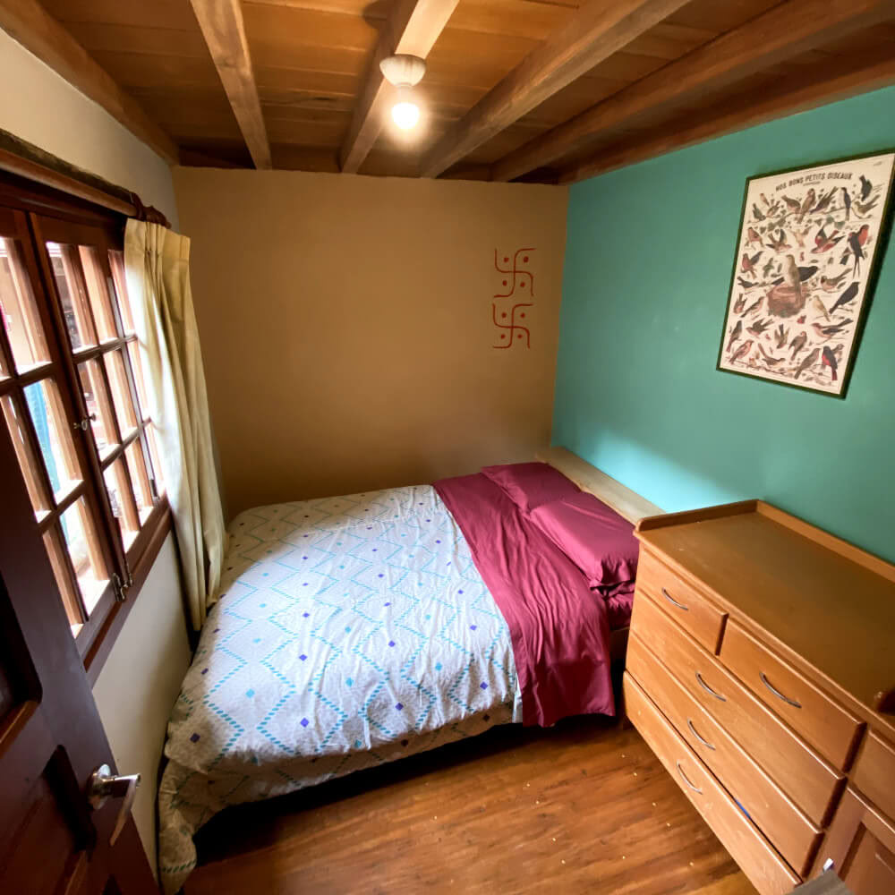 Chambre privée dans la maison principale