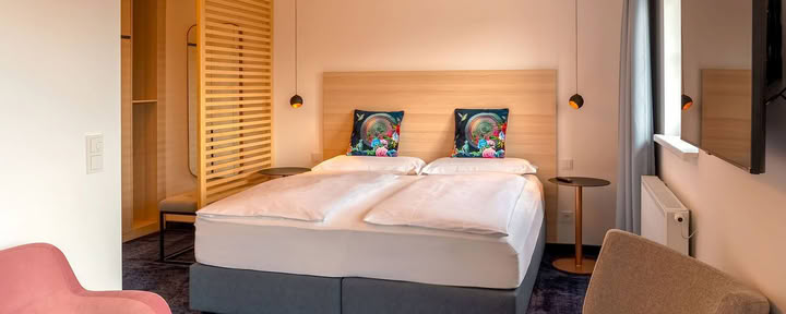 Chambre double de luxe avec balcon