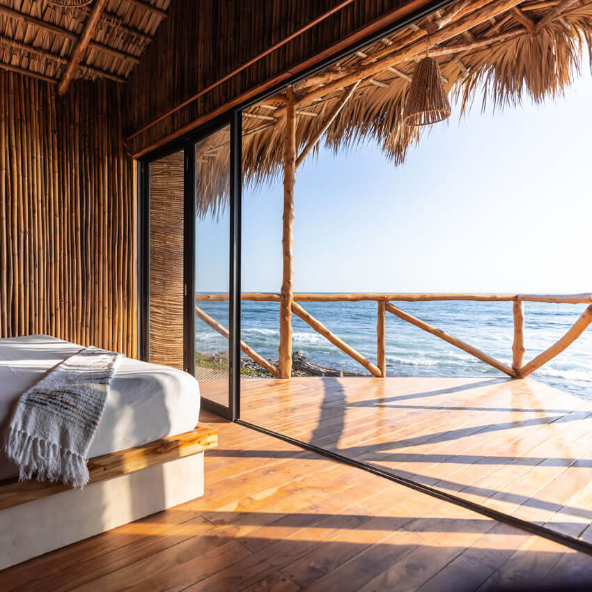 Bungalow privé dans une cabane dans les arbres en bord de mer