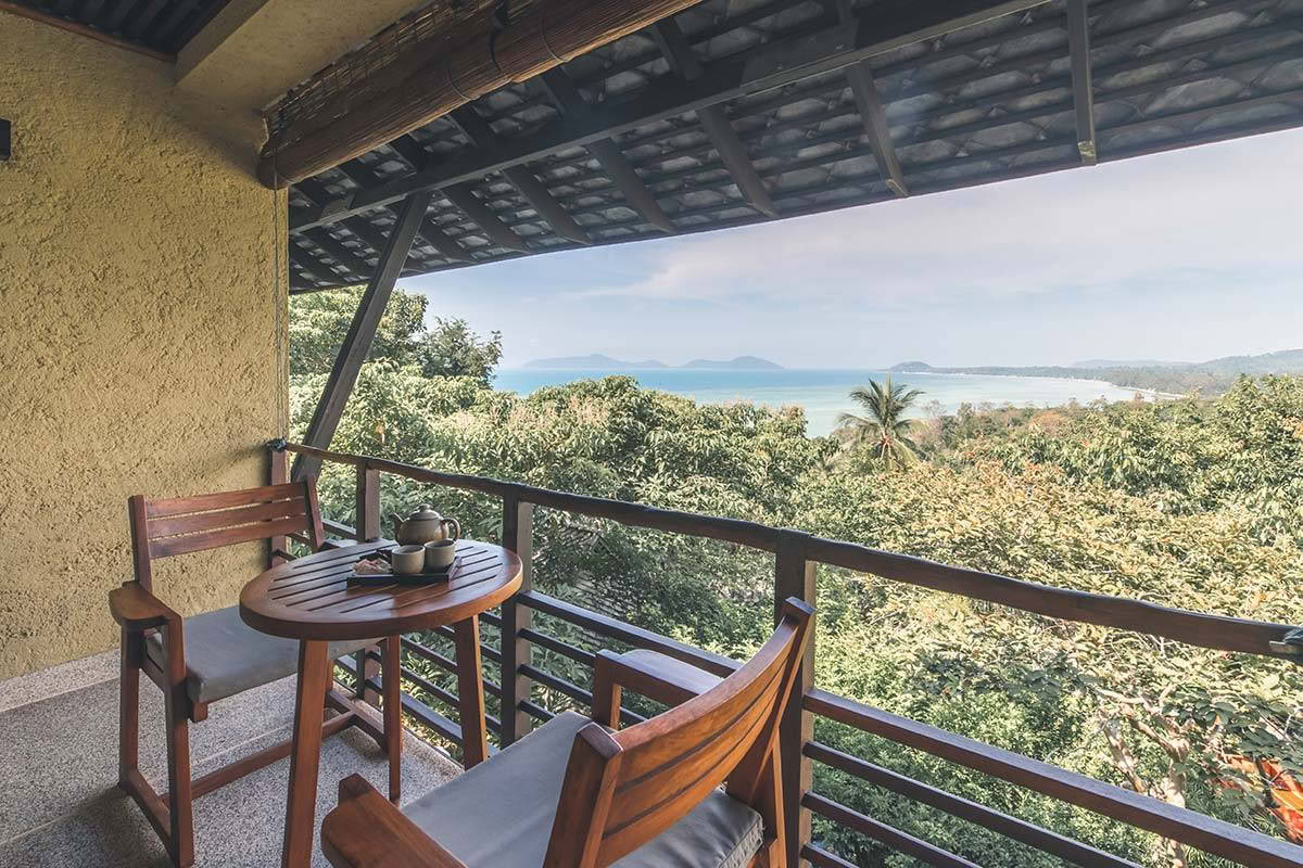 Chambre avec vue sur la mer sur la colline