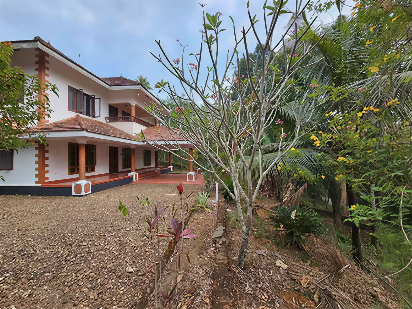 Villa Twin Sharing