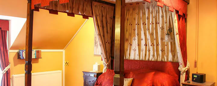 Chambre double privée avec salle de bain attenante