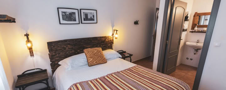 Chambre au charme rustique