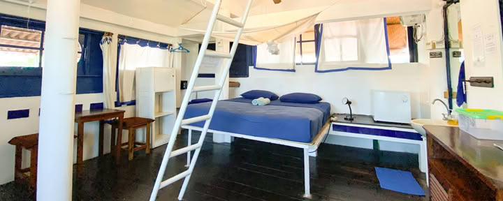 Double Room AC with Private Bathroom- OCEAN BLUE