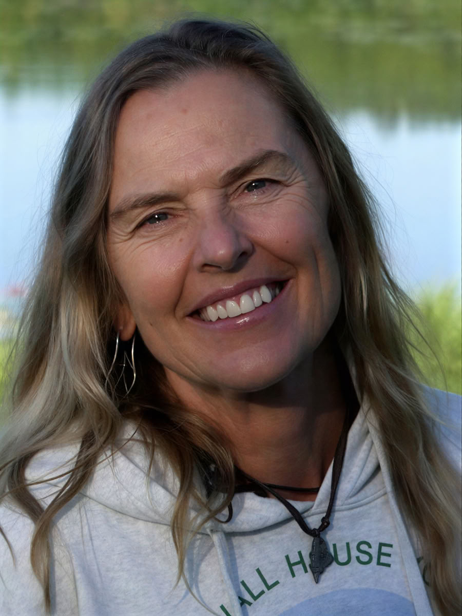 Donna Amrita Davidge